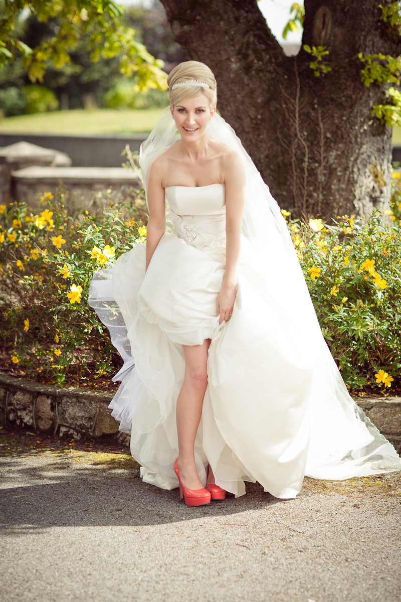 bride orange wedding shoes